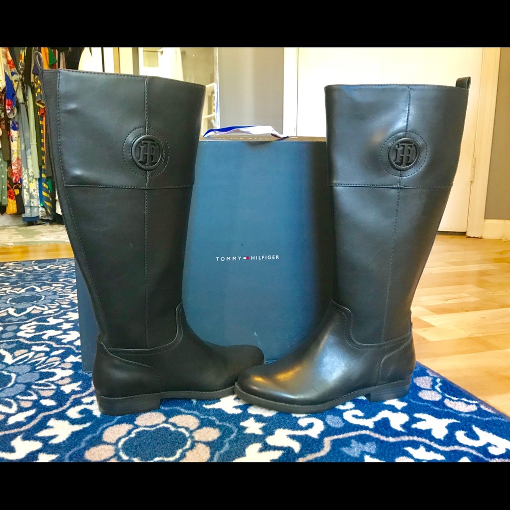 NWT Tommy Hilfiger black riding boots s7 wide calf